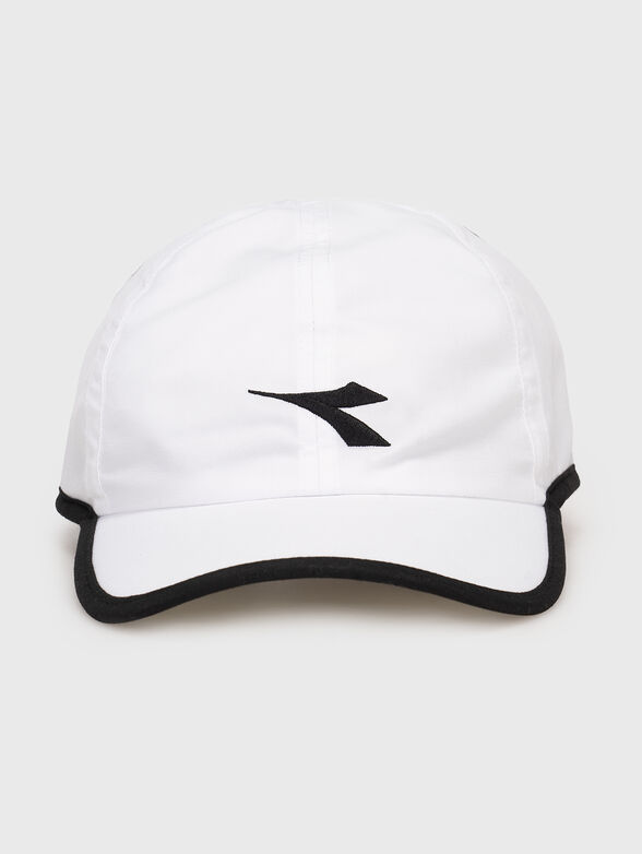 Black hat with logo embroidery  - 1