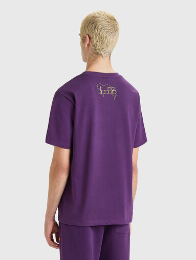 Unisex T-shirt with an accent logo print - 3