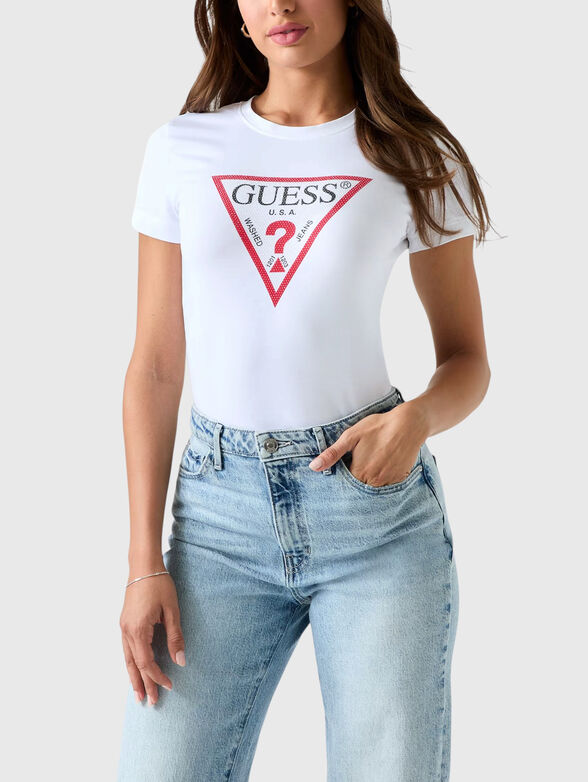 T-shirt with a triangular logo - 1