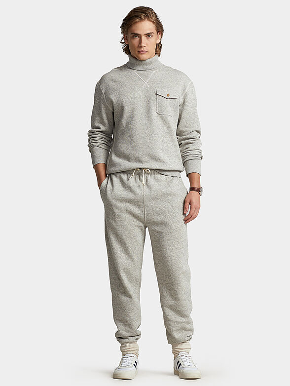 Sweatshirt with turtleneck and pocket - 1