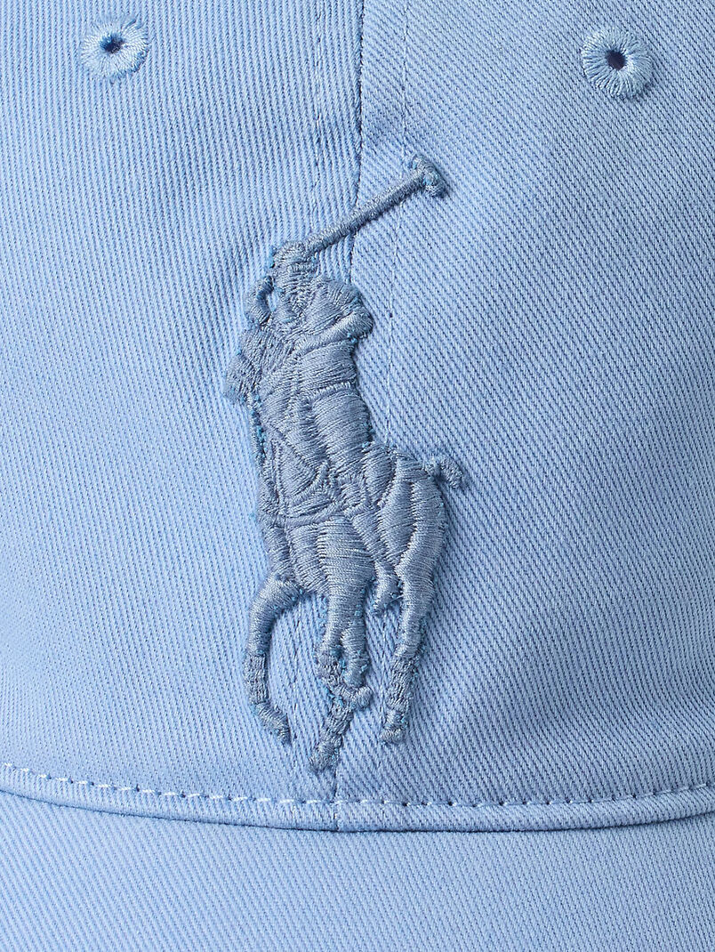 Light blue cap  with embroidered logo - 3