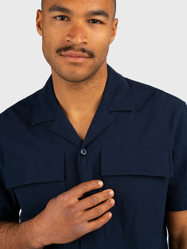 Short sleeve shirt in blue - 4
