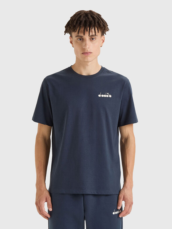 Unisex T-shirt with an accent logo print - 2