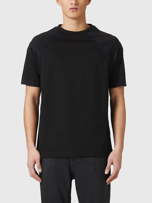 T-shirt with embroidered patch - 1