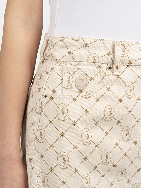 Denim skirt in beige color with monogram logo print - 4