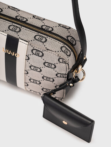 Crossbody bag with monogram logo - 5