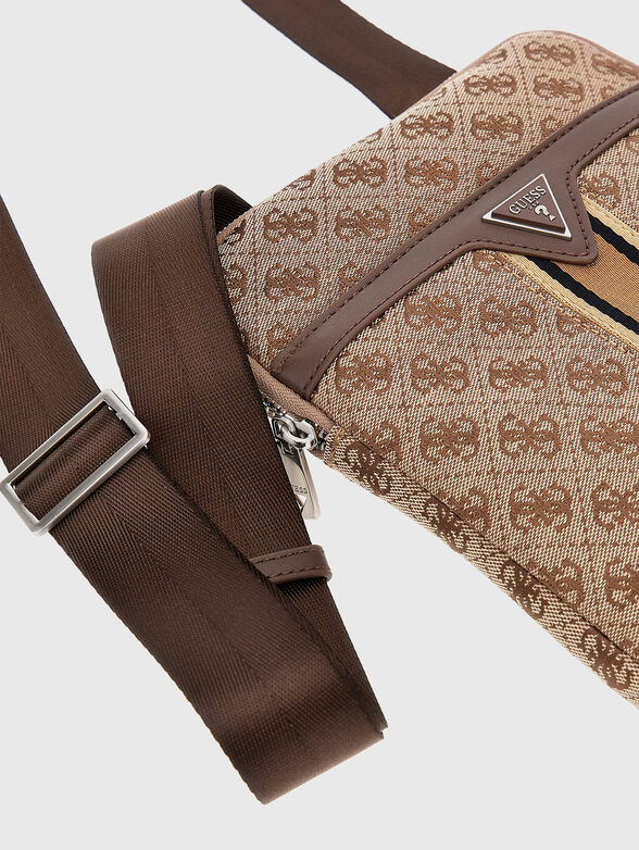 Crossbody bag with logo - 3