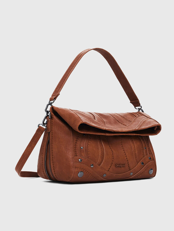 Bag with eyelets and logo - 4