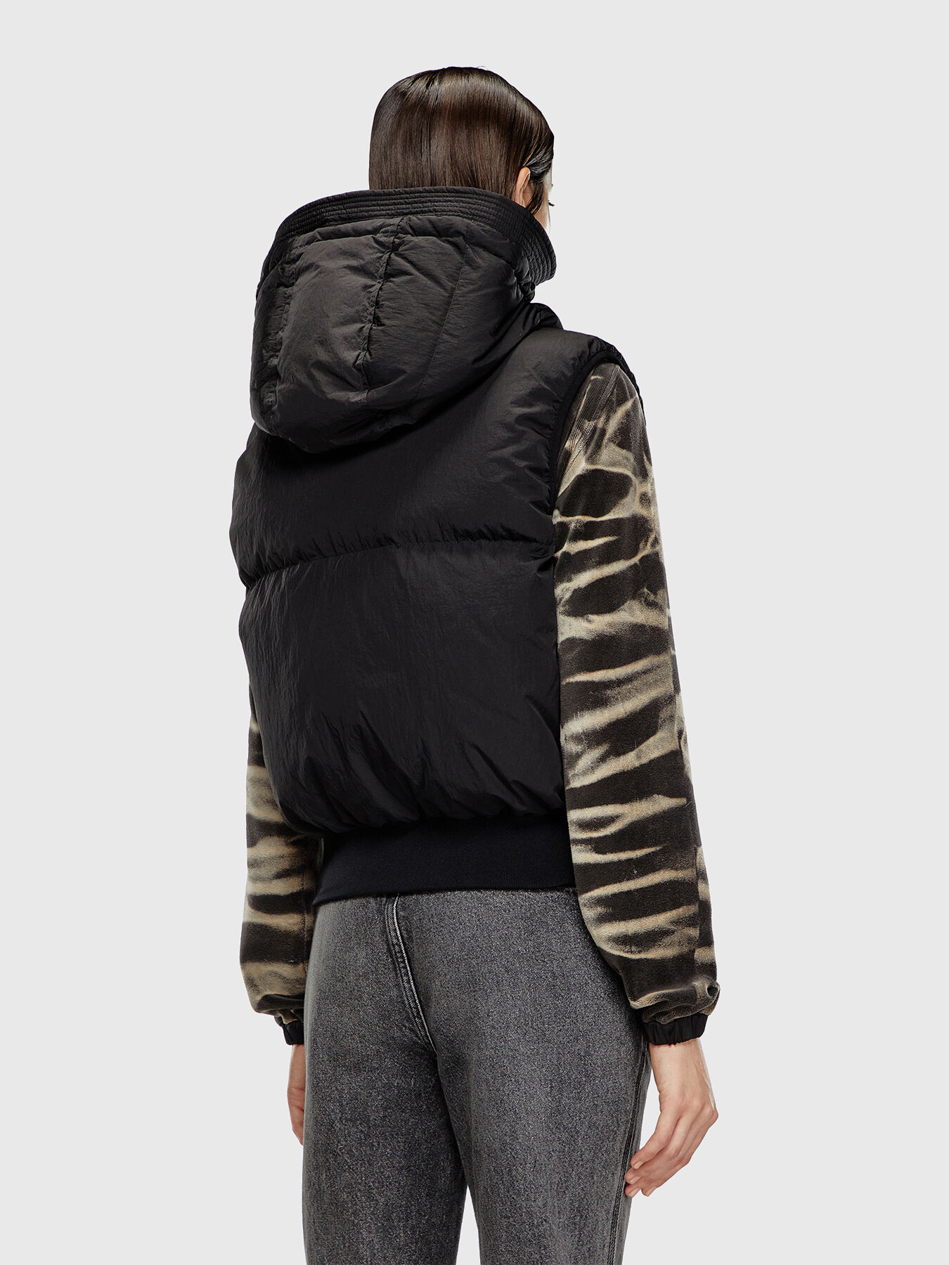 新しい W-PEYT-SSL-NEW-P1 down vest with hood brand DIESEL ジャケット・アウター