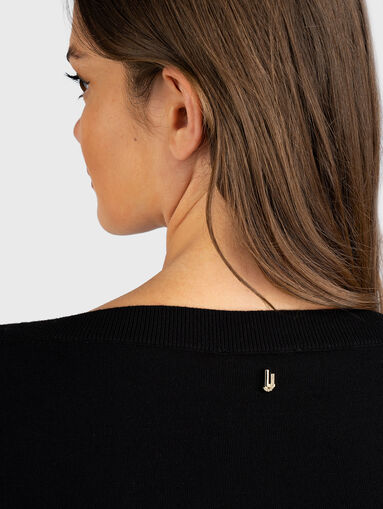 Sweater with rhinestones - 4