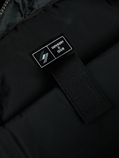 Black backpack with logo detail - 5