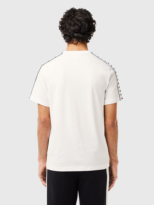 Light blue t-shirt with contrast logo detail - 3