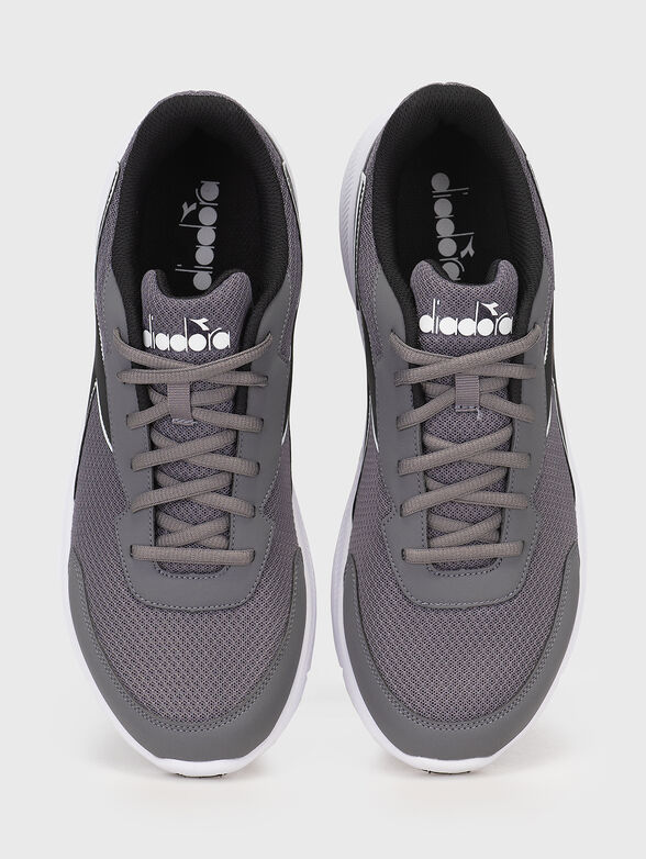 EAGLE 7 black sports shoes - 6