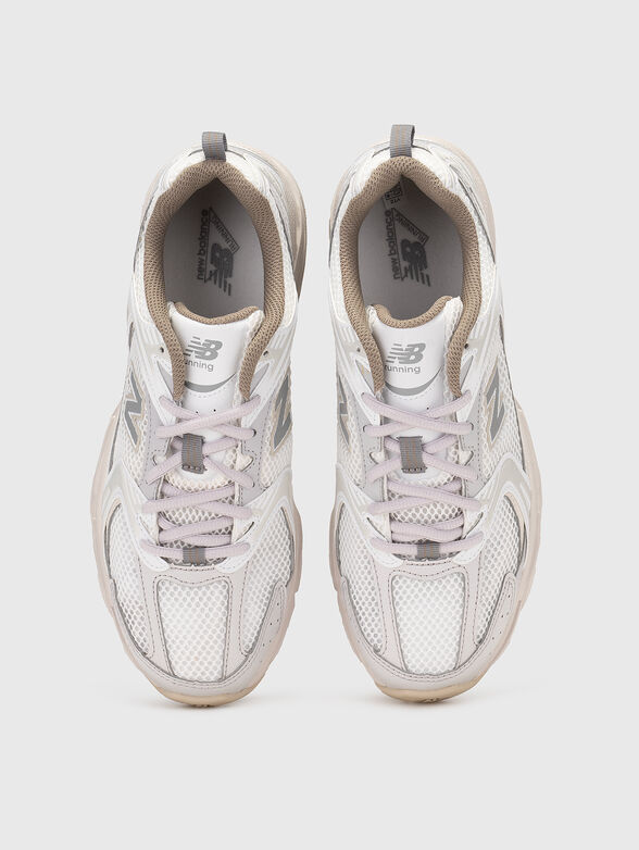 530 sports shoes with logo - 5