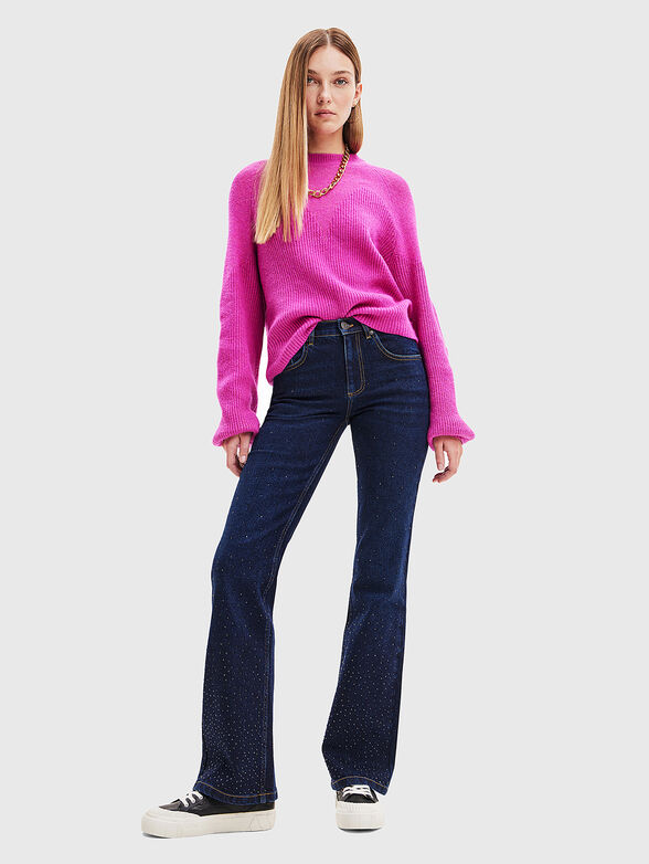 Jeans with rhinestone details - 4