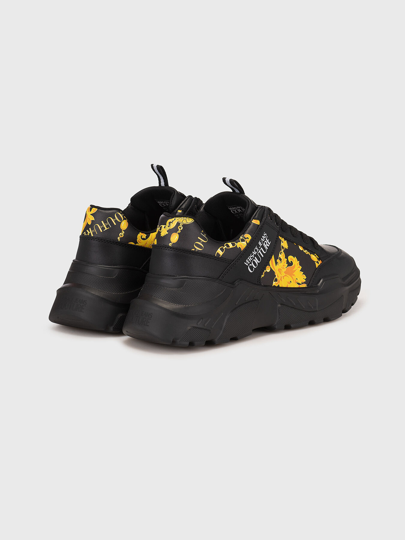 VERSACE トライプラットフォームスニーカー厚底 ロゴ ブラック Sneakers with logo detail brand VERSACE JEANS COUTURE
