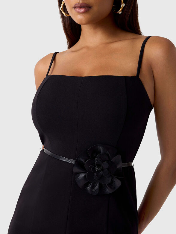 Dress with floral detail - 3