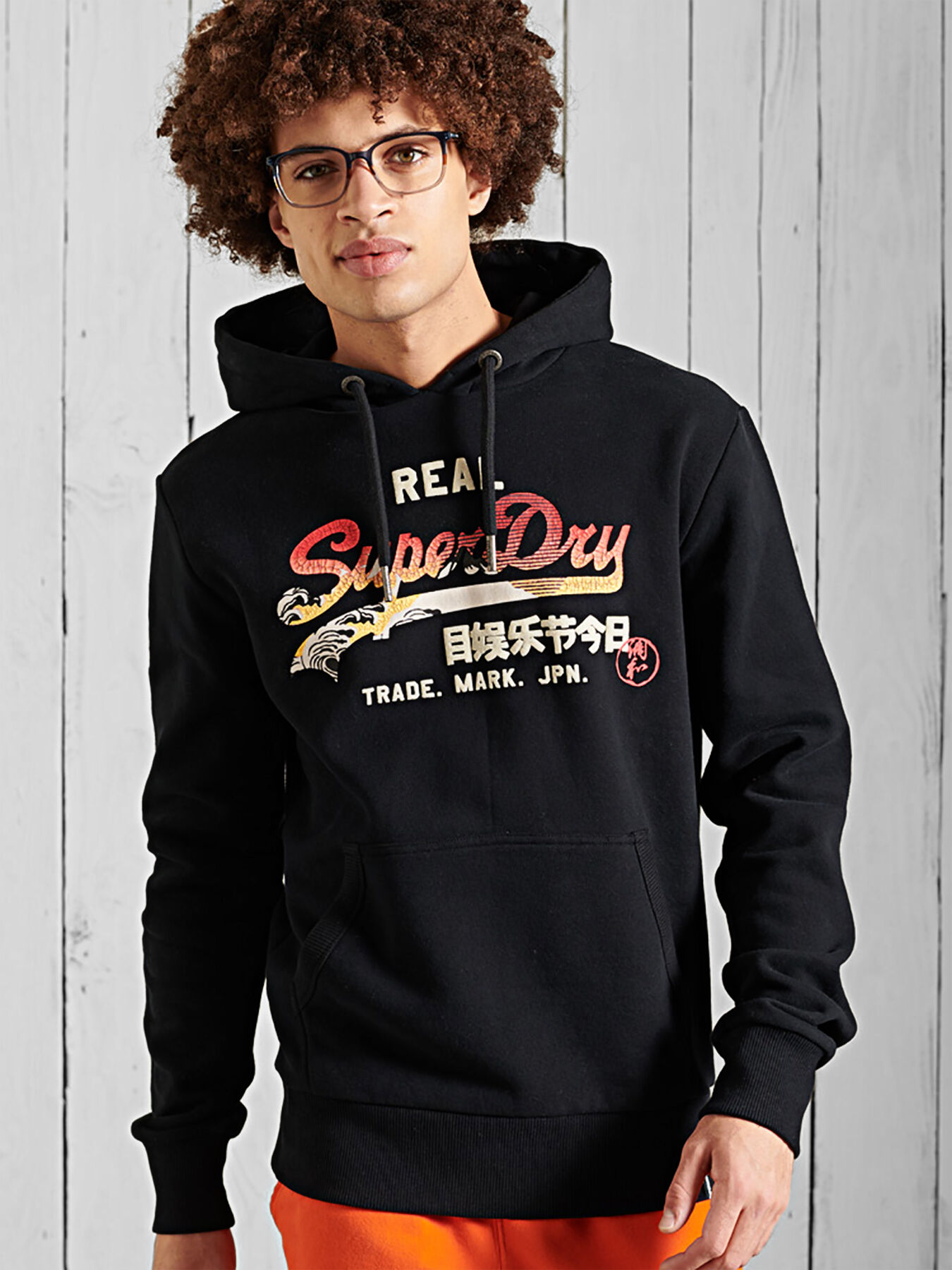 Black hooded sweatshirt with maxi print brand SUPERDRY Globalbrandsstore en