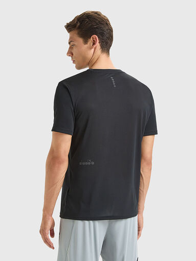 Тениска с лого в черен цвят - 3