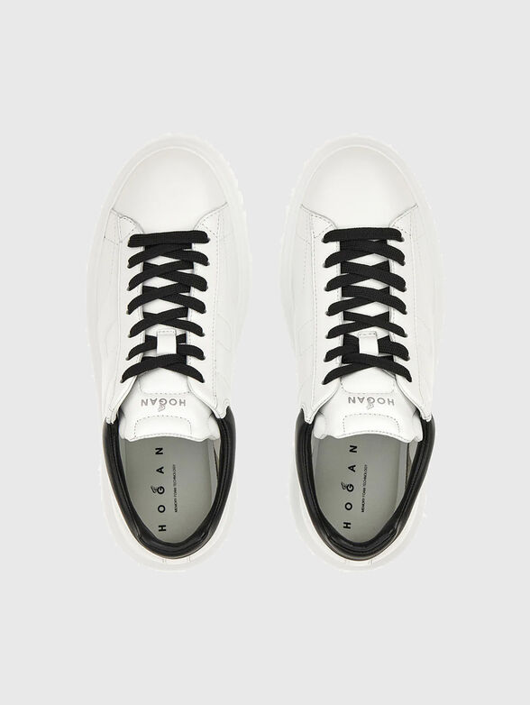 Black sport shoes - 5