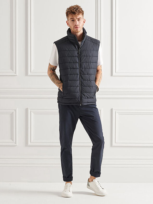 Vest with pockets and zip - 2
