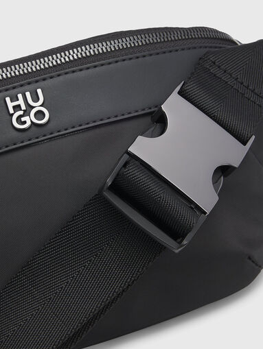 Waist bag with logo - 4