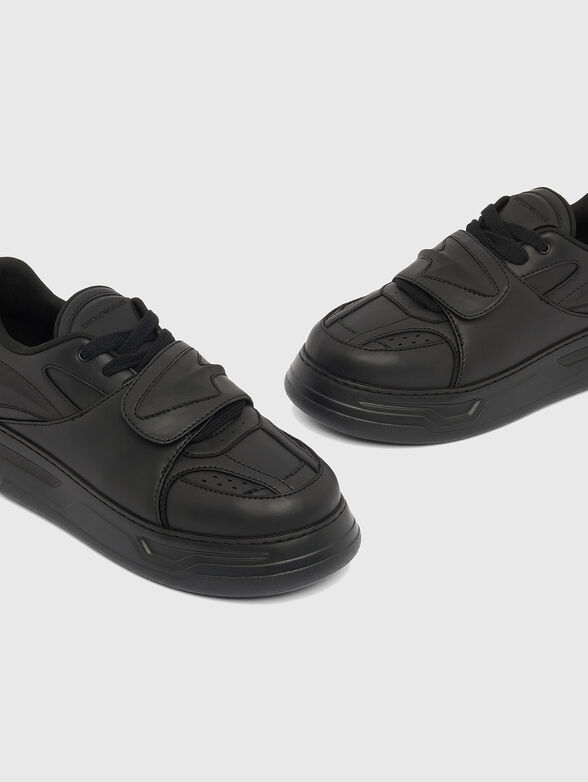 Sneakers with accent details - 4