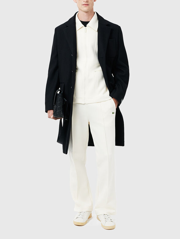 Wool coat with buttons - 2