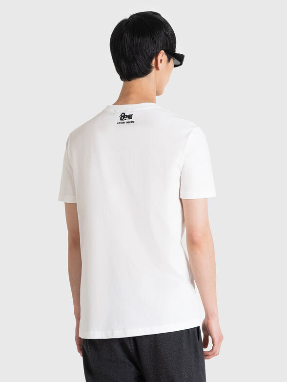 Black T-shirt with accent print - 2