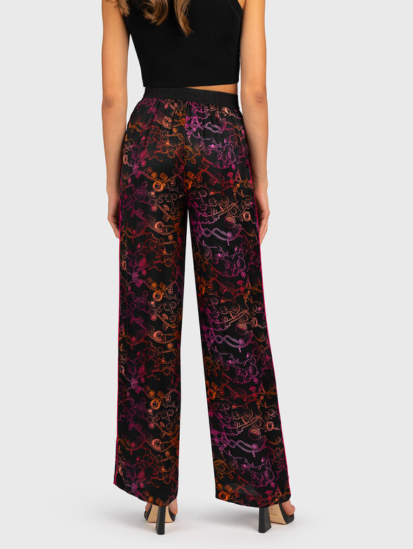 Trousers with multicolor print - 2