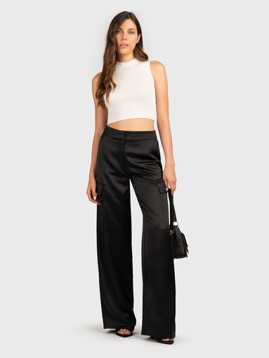 SEPINN black top with logo chain on the back - 5