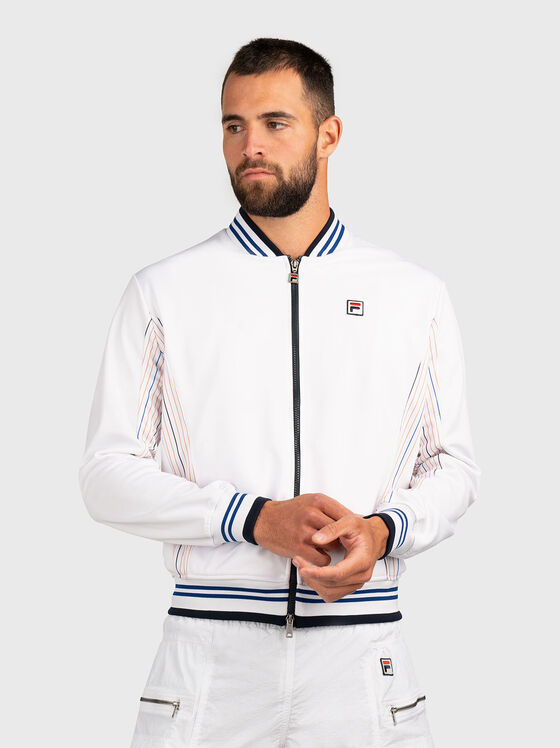 Яке с акцентна яка - 1