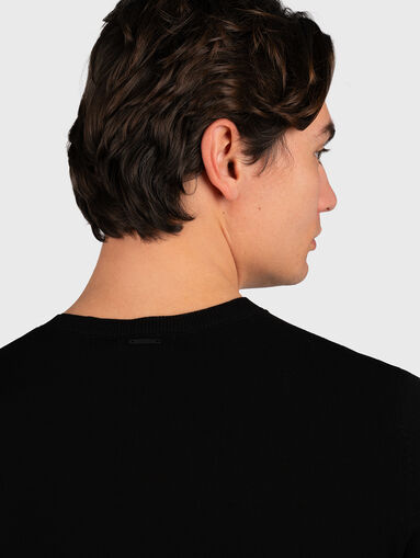 Black sweater - 5