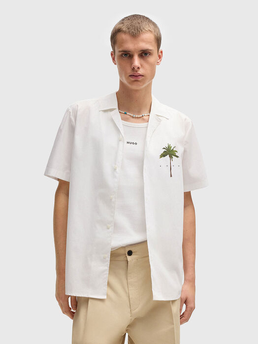 Short sleeved shirt with print