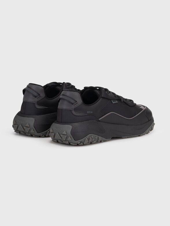 Sports shoes with logo - 2