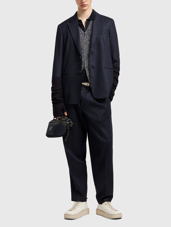 Wool trousers with pleats - 4