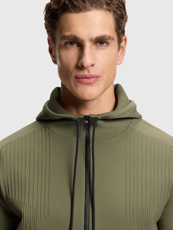 Hooded sweatshirt with zip - 4