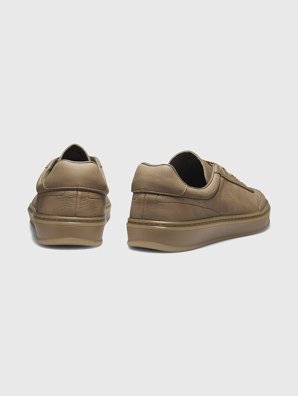 Sports shoes in leather - 3
