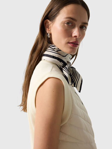 ZIRA knitted vest with quilted effect - 5