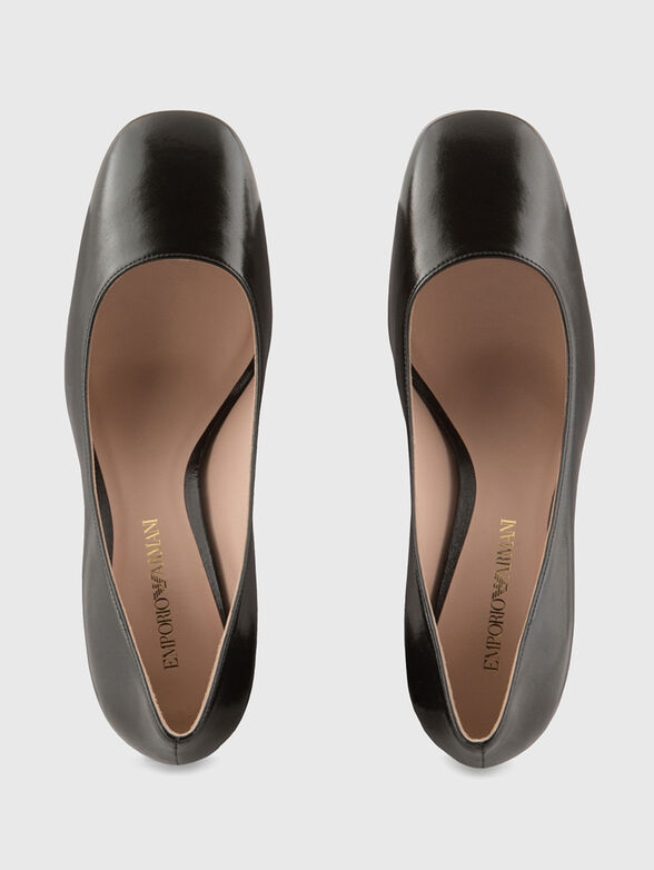 Black leather heeled shoes - 6