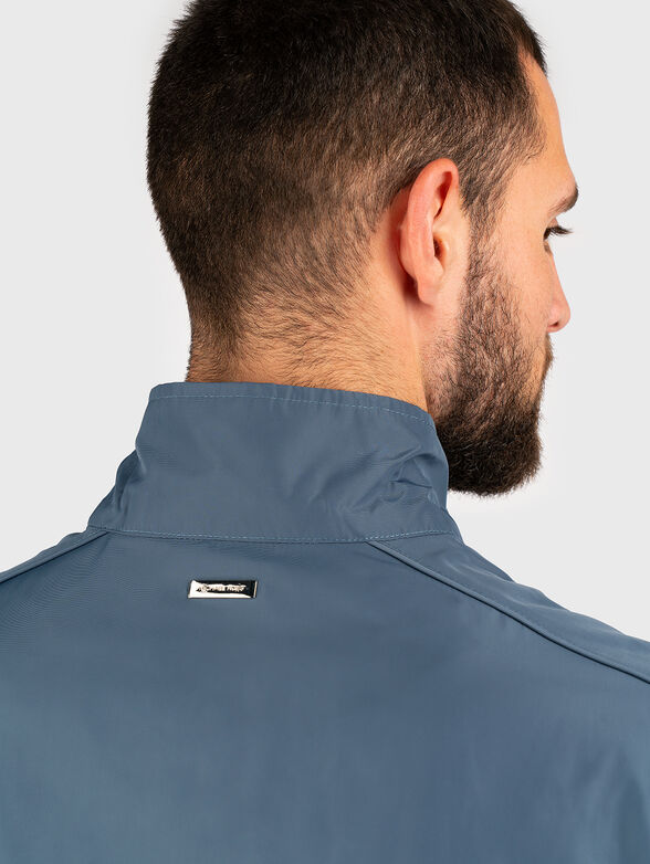 Transition jacket with buttons and logo - 5