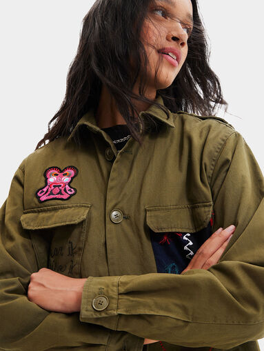 Parka in green with contrasting patches - 3