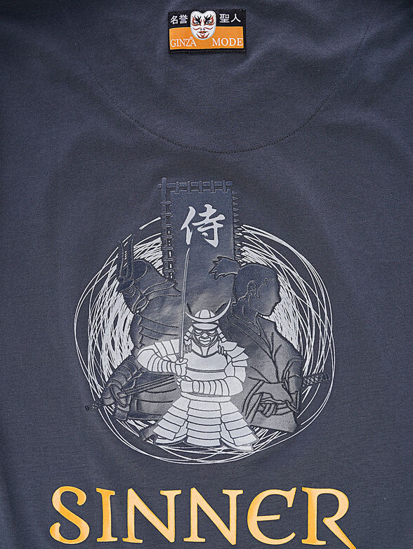 V-neck t-shirt - 4