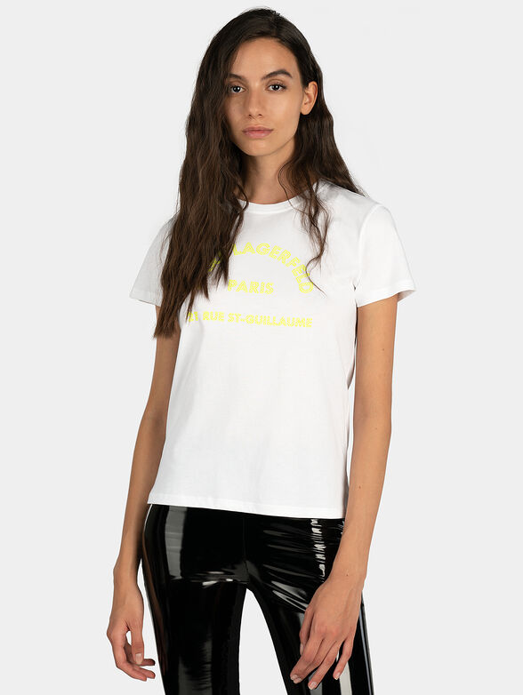 Black t-shirt with contrasting logo lettering - 1