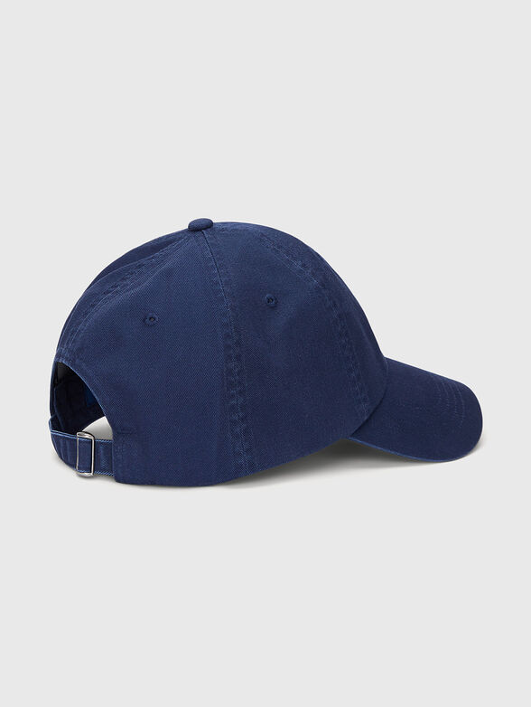 Cap with contrasting logo - 2