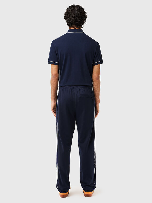 Sports trousers in bordeaux color - 2