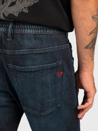 2032 D-KROOLEY-B JOGG jeans with elastic waist - 3