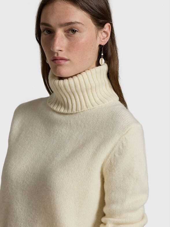Wool sweater in ecru colour - 4