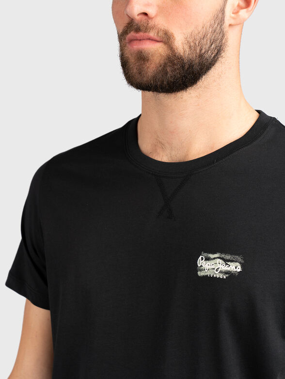 CHASE cotton T-shirt in black  - 4