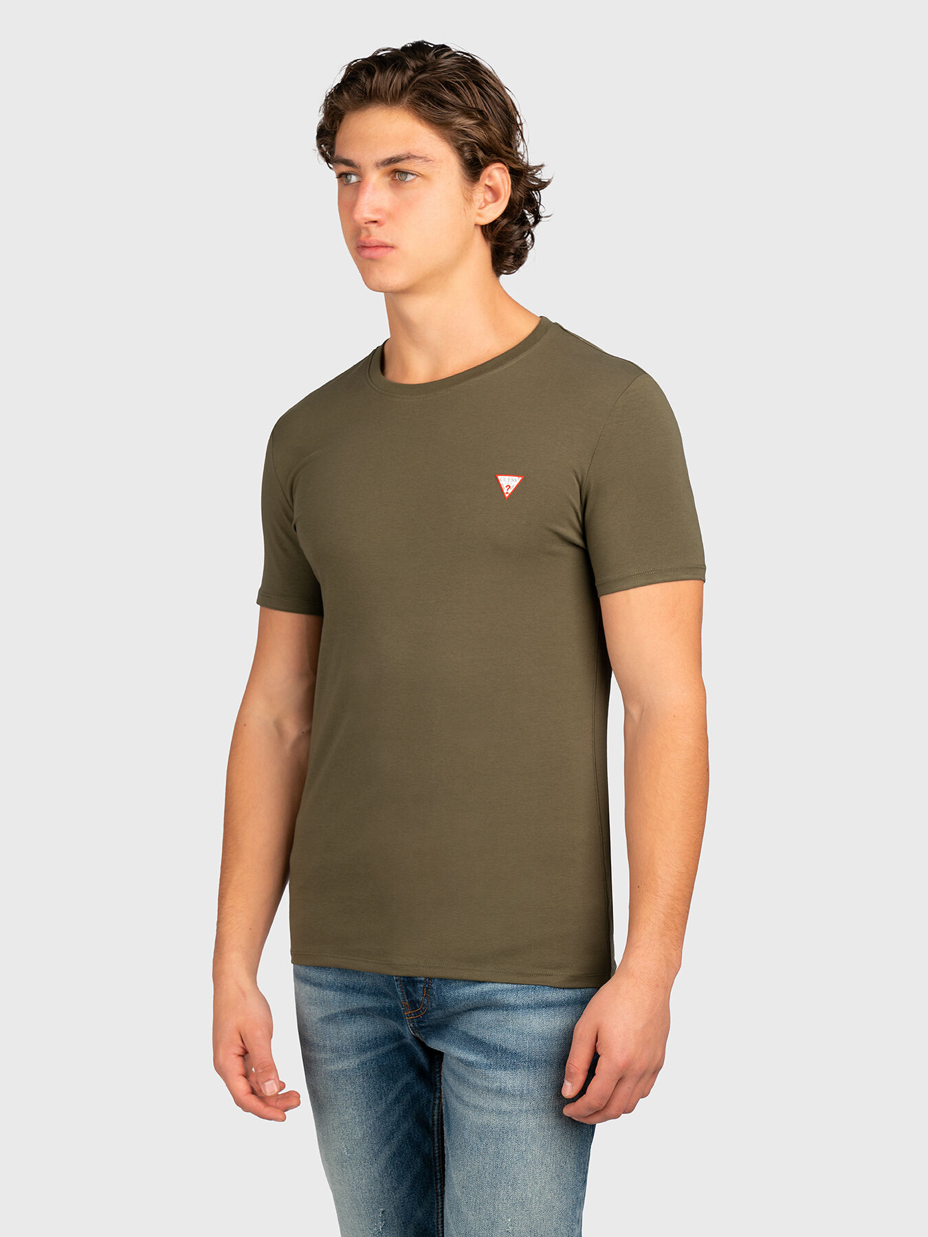 CORE T shirt with logo accent brand GUESS Globalbrandsstore en